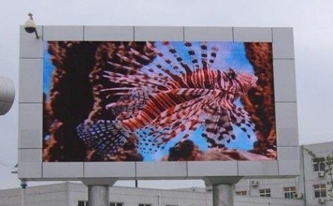 成都led顯示屏生產(chǎn)廠家：led顯示屏如何調(diào)整色調(diào)？